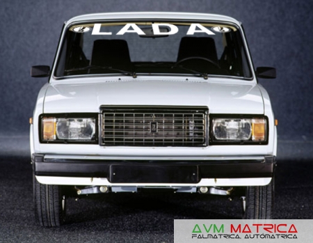 Lada szélvédőmatrica